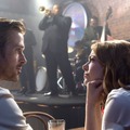 『ラ・ラ・ランド』（C）2017 Summit Entertainment, LLC. All Rights Reserved. Photo credit：EW0001：Sebastian（Ryan Gosling）and Mia（Emma Stone）in LA LA LAND.Photo courtesy of Lionsgate.