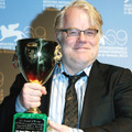 第69回ヴェネチア国際映画祭で優秀男優賞を受賞したフィリップ・シーモア・ホフマン -(C) ロイター/AFLO