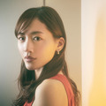 綾瀬はるか『奥様は、取り扱い注意』／photo：Jumpei Yamada