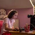 映画『ＳＮＳ-少女たちの10日間-』が配信＆DVD発売 (C) 2020 Hypermarket Film All Rights Reserve