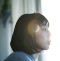表紙カット　夏帆　写真集「おとととい」（C）SDP