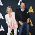 オリヴィア・ニュートン＝ジョン＆ジョン・トラボルタ Photo by Jon Kopaloff/FilmMagic