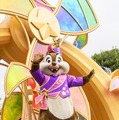 話題のデイタイムパレード「ディズニー・ハーモニー・イン・カラー」 | 動画を公開！As to Disney artwork, logos and properties： (C) Disney