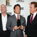 ブルース・ウィリス＆シルヴェスター・スタローン＆アーノルド・シュワルツェネッガー Photo by Jason Merritt/Getty Images for Hollywood Awards