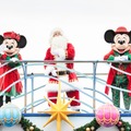 【ディズニー】ハーバーにサンタクロースが今年も登場！「ディズニー・クリスマス・グリーティング」お披露目・画像