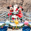 ハーバーにサンタクロースが今年も登場！「ディズニー・クリスマス・グリーティング」お披露目