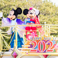 和服姿のミッキーが新年のごあいさつ！新アンバサダーも就任お披露目
