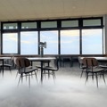 カフェ店内に広がる雲海
