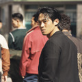『このろくでもない世界で』© 2023 PLUS M ENTERTAINMENT, SANAI PICTURES, HiSTORY ALL RIGHTS RESERVED.