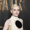 ジュリア・ガーナー Photo by Emma McIntyre/Getty Images for Vanity Fair