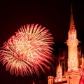 パレード・花火にキャッスルプロジェクション！東京ディズニーランドで3種のナイトエンターテインメントを満喫