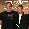 盟友（？）・千葉真一との再会を喜ぶタランティーノ監督