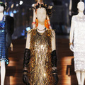 プラダニューヨーク・エピセンターで開催された「Catherine Martin and Miuccia Prada Dress Gatsby」展の様子