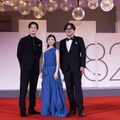 『果てしなきスカーレット』ヴェネチア国際映画祭レッドカーペット