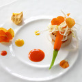 「粉山椒の香り立つ北海道産帆立貝の片面焼き」