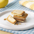 「ちいかわクッキーサンド バナナミルク味」