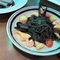ブラック・シーフードビスクパスタ