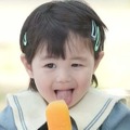 “モグモグ顔“が可愛いすぎる♥シム・ヒョンタクの愛息ハルくん、生れて初めてのアイスクリームを食べた反応は…