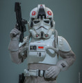 インペリアル・レムナント AT-ATドライバーフィギュア© & ™ Lucasfilm Ltd.