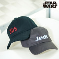Jedi/Cap / Sith/Cap© & ™ Lucasfilm Ltd.