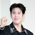 『鉄槌教師』で好演の俳優ピョ・ジフン、済州島で交通事故も「軽傷で撮影に支障なし」
