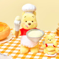 POOH HUNNY DAY 2026／クッション 3,000円 ぬいぐるみ 4,600円 ぬいぐるみキーチェーン 3,300円