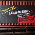 「殺し屋たちの店 ２」© 2026 Disney and its related entities