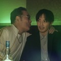 『藁にもすがる獣たち』©曽根圭介／講談社　©2026「藁にもすがる獣たち」製作委員会