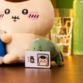 「ちいかわ くりまんじゅうだらけくじ」B賞：ぬいぐるみ付き小物立て　全1種©nagano