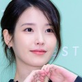 IU、本日“デビュー18周年”！国民的歌姫がファンと紡いだ「音楽の魔法」
