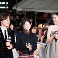 浜辺美波、“先輩”長澤まさみとレッドカーペット「どんなイベントよりも緊張しています」・画像