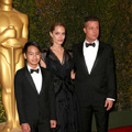 マドックスくん＆アンジェリーナ・ジョリー＆ブラッド・ピット-(C) Getty Images