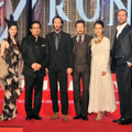 キアヌ・リーヴス＆真田広之＆柴咲コウ＆浅野忠信＆菊地凛子＆カール・リンシュ（監督）『47RONIN』／PHOTO：Ryo Uchida