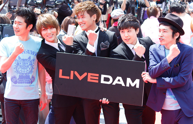 「沖縄国際映画祭」那覇・国際通りレッドカーペット