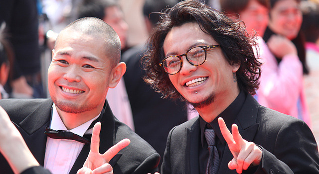 田中聖＆品川ヒロシ（監督）／「沖縄国際映画祭」那覇・国際通りレッドカーペット