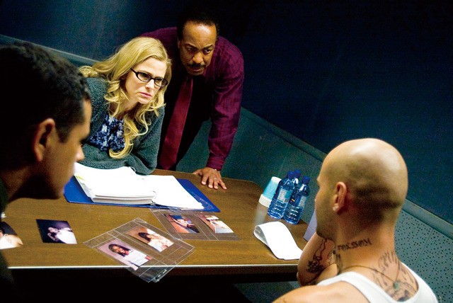 “出来る女”ブレンダ・ジョンソン／「クローザー」 -(C) 2013 Warner Bros. Entertainment Inc. All rights reserved.