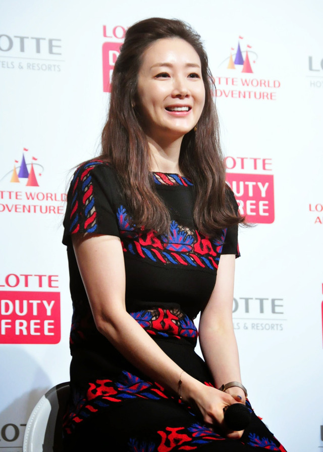 チェ・ジウ／韓国ロッテグループ記者会見