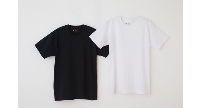 日本人の体型に合わせて、アームホールや着丈のサイズ感をスリムに加工。ヘインズならではの100％ピュアコットンを使用したソフトタッチ素材。