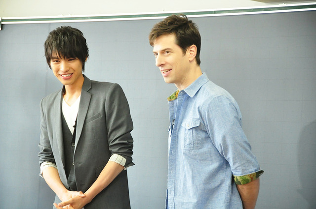 福士蒼汰＆パックン／『名探偵コナン 異次元の狙撃手』スペシャルレッスン in 品川エトワール女子高校