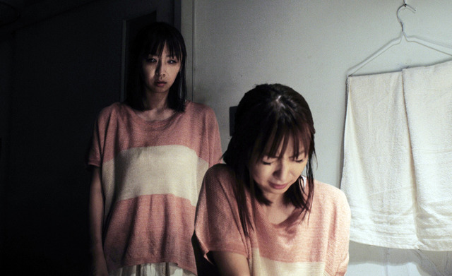 『バイロケーション』 -(C) 2014「バイロケーション」製作委員会