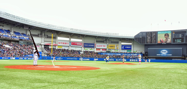 『THE NEXT GENERATION パトレイバー』主演・真野恵里菜／「千葉ロッテマリーンズ VS 福岡ソフトバンクホークス」戦・始球式