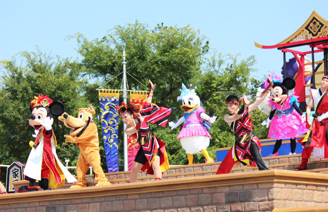 東京ディズニーランド「ディズニー夏祭り」 -(C) Disney