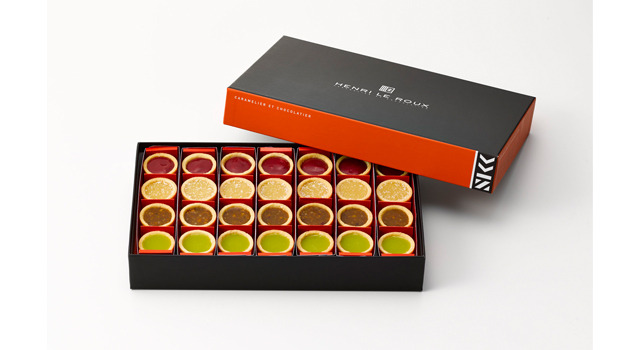 「タルトレット・オ・キャラメル」4種各7個入りで5,616円（税込）