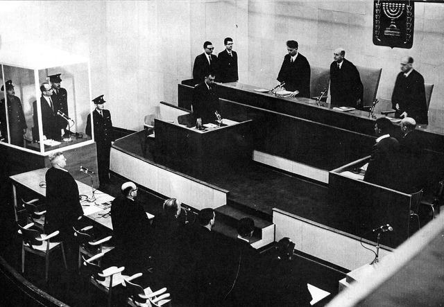 『スペシャリスト／自覚なき殺戮者』 -(C) momento-films Ltd.