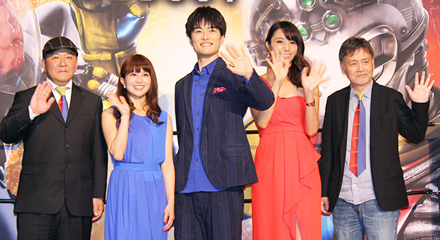 入江甚儀＆佐津川愛美＆高橋メアリージュン＆伴大介＆下山天（監督）／『キカイダー REBOOT』歓声披露イベント