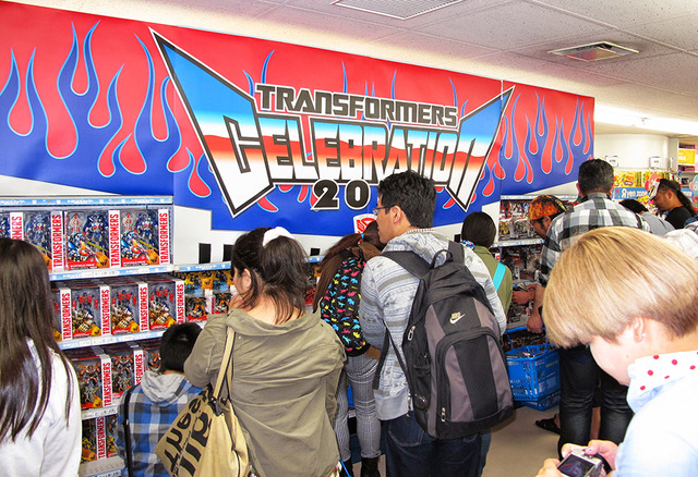 「トランスフォーマー」の誕生30周年記念イベント in トイザらス池袋サンシャインシティ店