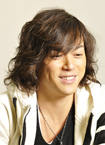 『象の背中』塩谷瞬　photo：Yoshio Kumagai