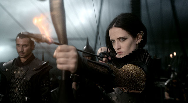 -(C) 2014 WARNER BROS.ENTERTAINMENT INC.