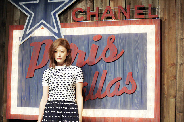 山田優／「シャネル 2013/14 パリ-ダラス メティエダールコレクションショー」 in 虎ノ門ヒルズ