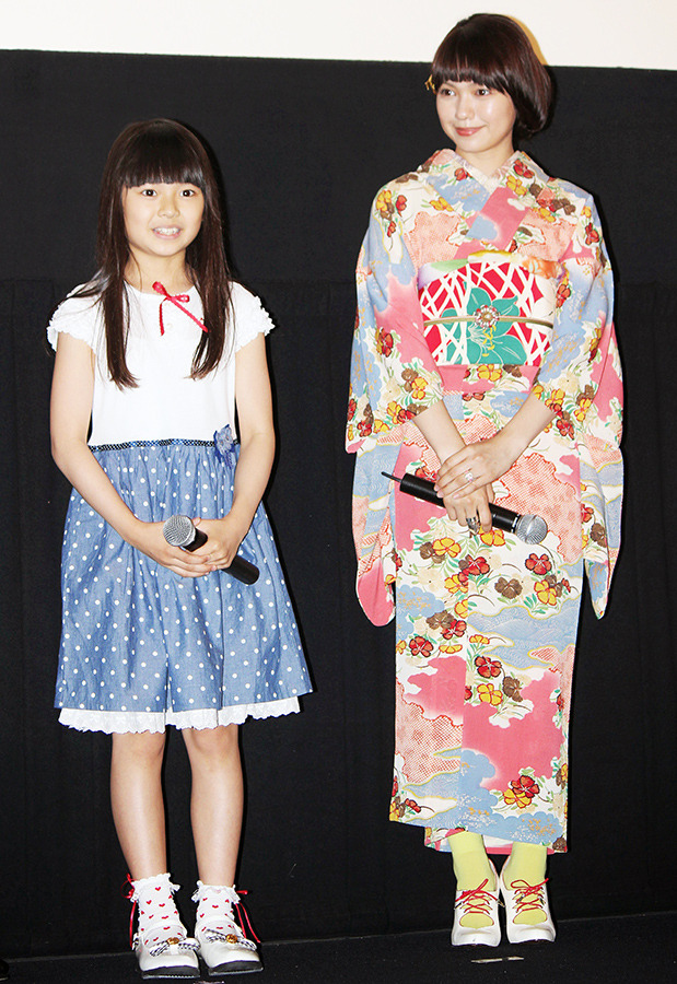 二階堂ふみ＆山田望叶ちゃん／『私の男』初日舞台挨拶